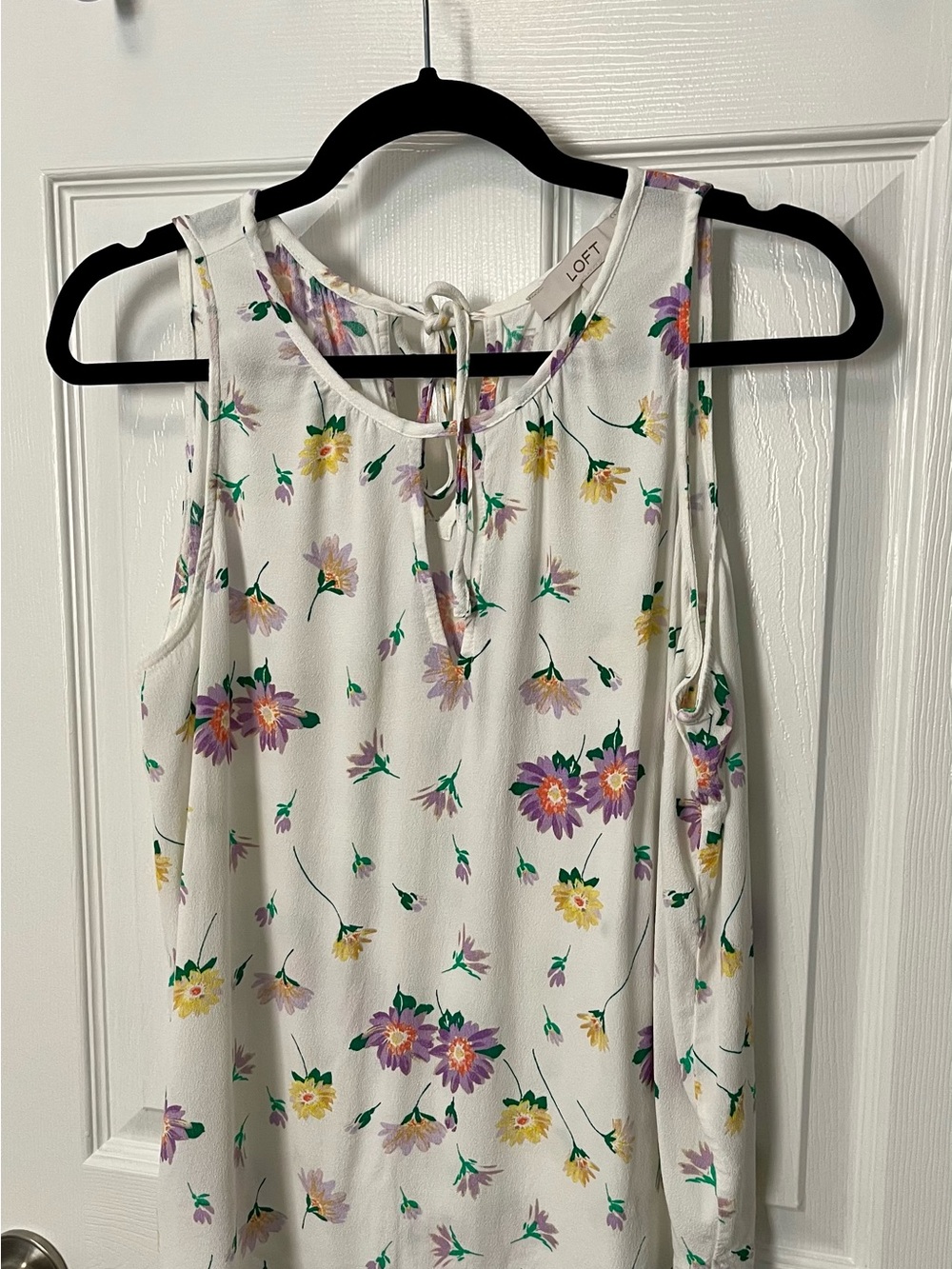 LOFT White Sleeveless Floral Tie-Neck Tank